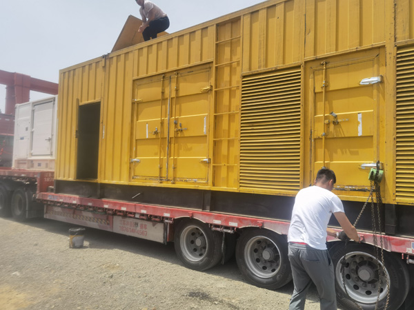 永定除了负载情况和发动机维护，还有哪些因素会影响 200kw 柴油发电机的油耗？